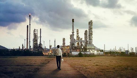 攻破“卡脖子”，材料化學(xué)工業(yè)須由原料型轉(zhuǎn)向材料型