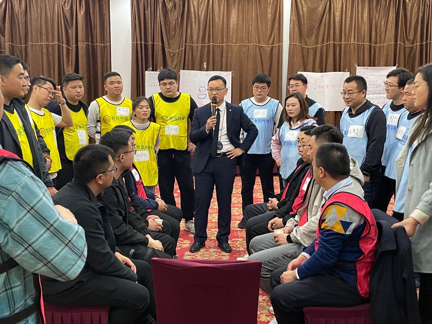 活力無限 贏定2021    -智園科技開展第一期團(tuán)隊(duì)素質(zhì)拓展“活力贏”